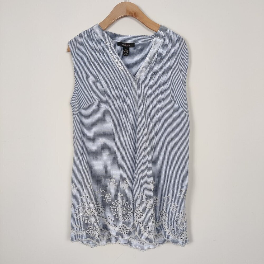 Style & Co Women's Boho Tunic Dress Blue White Striped Size Medium Eyelet Floral
